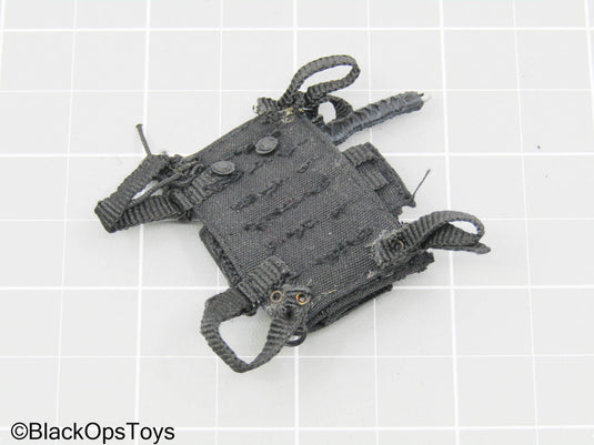 GI JOE Snake Eyes MOLLE Black Pouch w/Knife (Hot Toys)