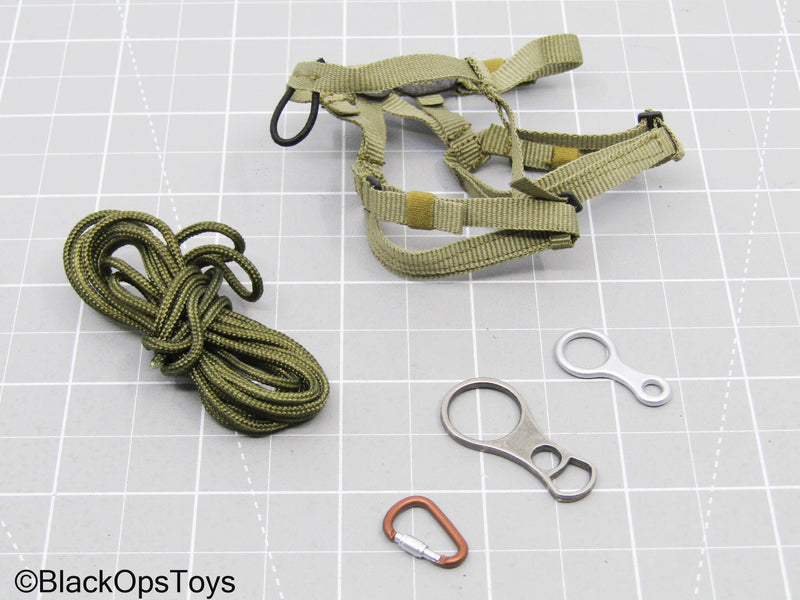 Load image into Gallery viewer, Olive Green Climbing Harness w/Rope &amp; Gear Set
