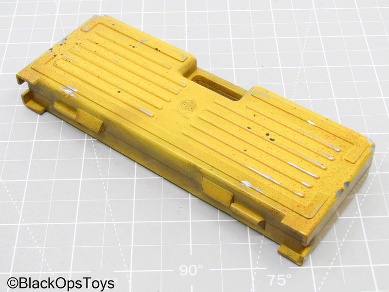 Load image into Gallery viewer, Yellow Kit Case w/Tool Set (Hot Toys)

