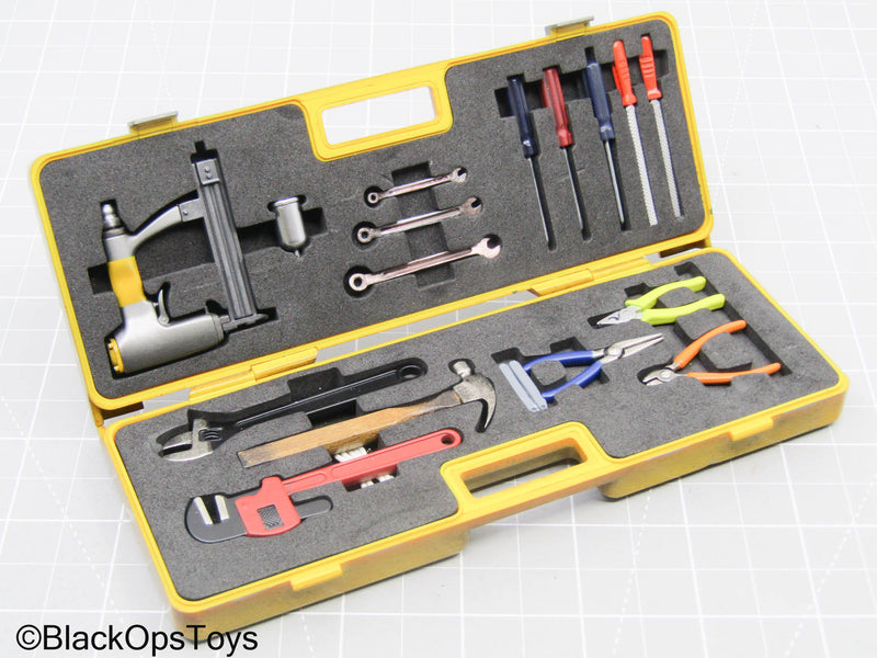 Load image into Gallery viewer, Yellow Kit Case w/Tool Set (Hot Toys)
