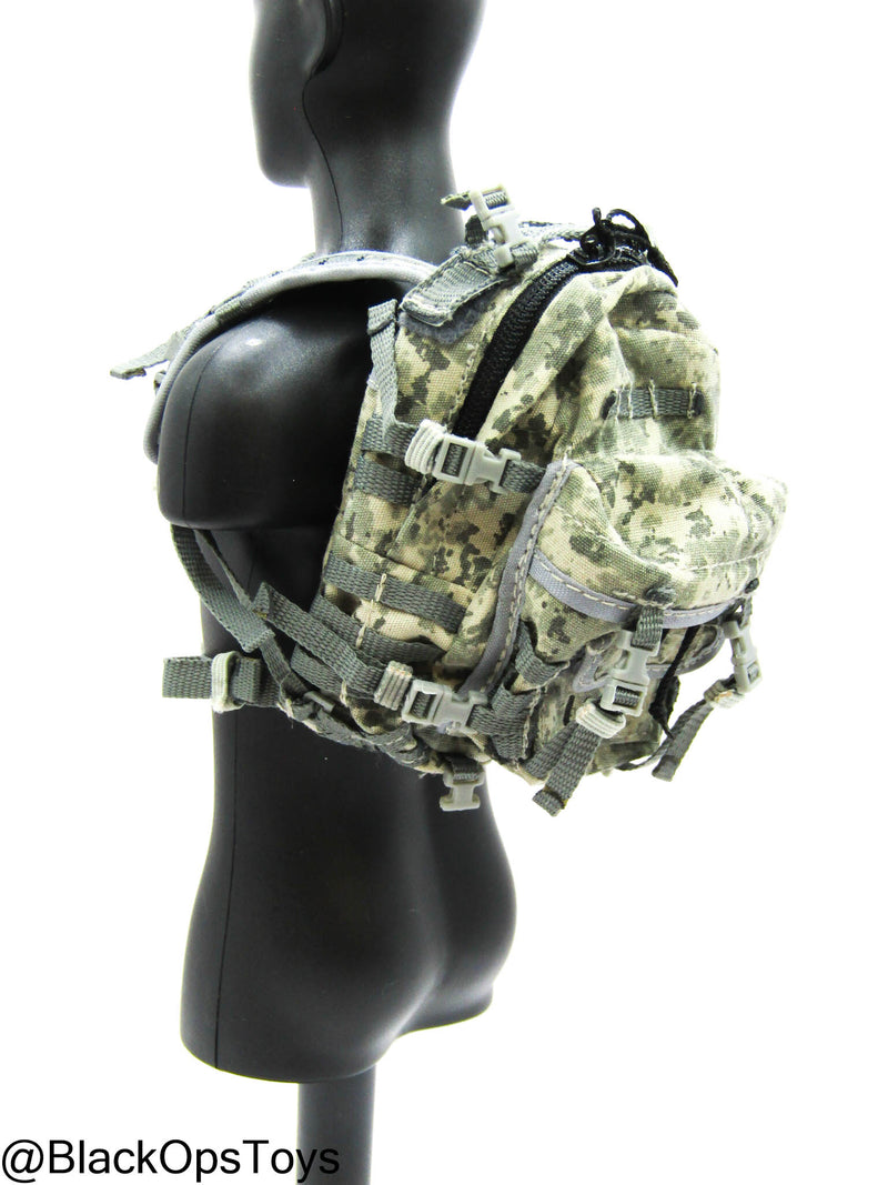 Load image into Gallery viewer, UCP Camo Backpack
