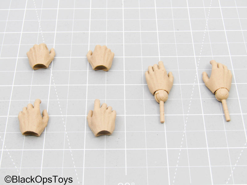 Load image into Gallery viewer, Hand Lot (x6) w/Pegs
