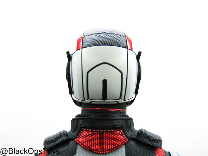 Load image into Gallery viewer, Endgame Tony Stark Team Suit - Male Dressed Body w/Light-Up Helmeted Headsculpt
