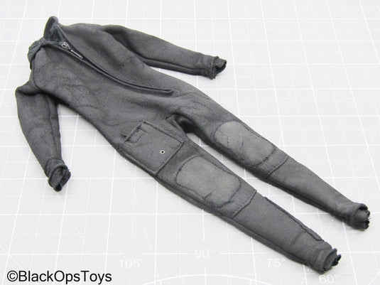 Black Wetsuit (READ DESC)