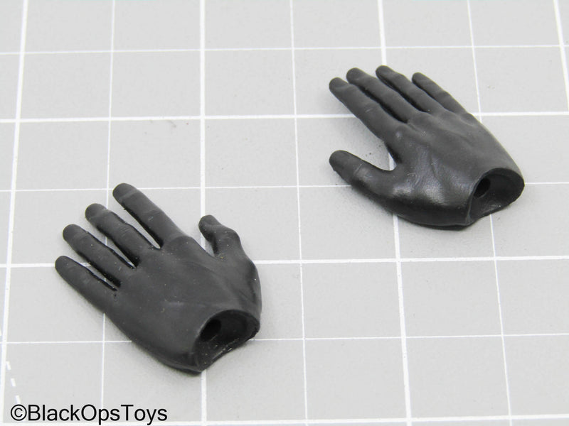 Load image into Gallery viewer, Black Hands (DAM Toys)
