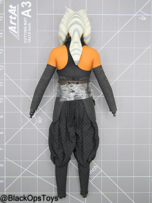 Star Wars Ahsoka Tano DX - Orange Female Body w/Jedi Uniform Set