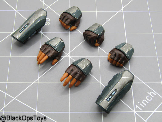 Star Wars Ahsoka Tano DX - Female Fingerless Gloved Hand Set