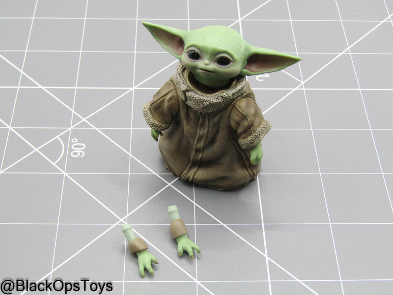 Load image into Gallery viewer, Star Wars Ahsoka Tano DX - Grogu "Baby Yoda" Figure
