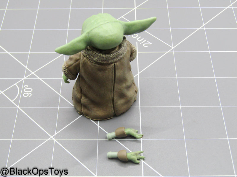 Load image into Gallery viewer, Star Wars Ahsoka Tano DX - Grogu "Baby Yoda" Figure
