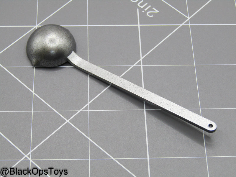 Load image into Gallery viewer, Star Wars - The Armorer - Ladle w/Melted Beskar
