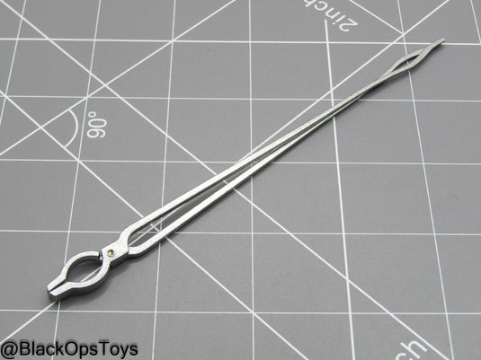 Star Wars - The Armorer - Tongs
