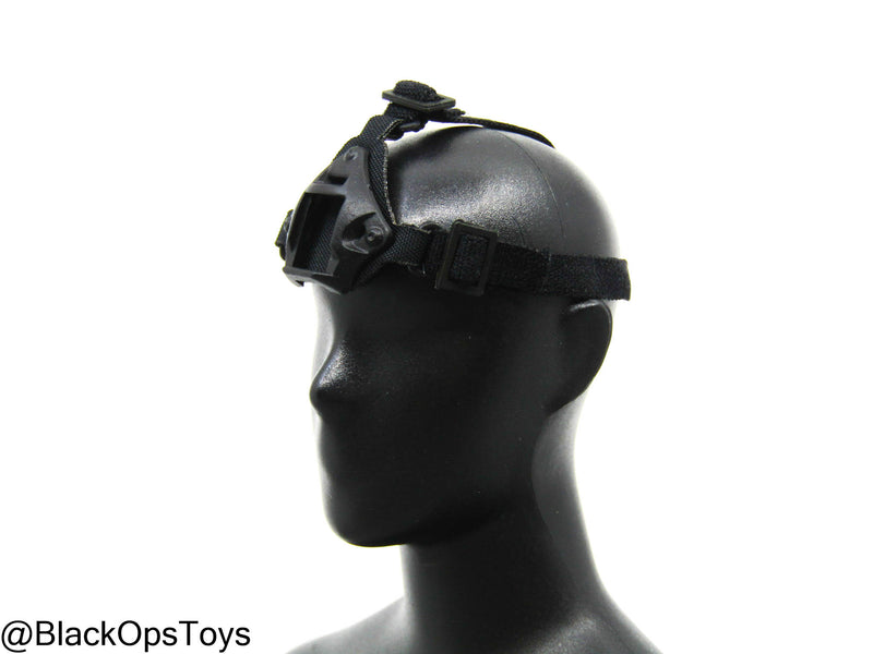 Load image into Gallery viewer, Code 627 - Head Mounted NVG Shroud
