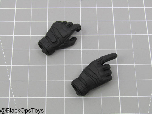Code 627 - Black Gloved Hand Set