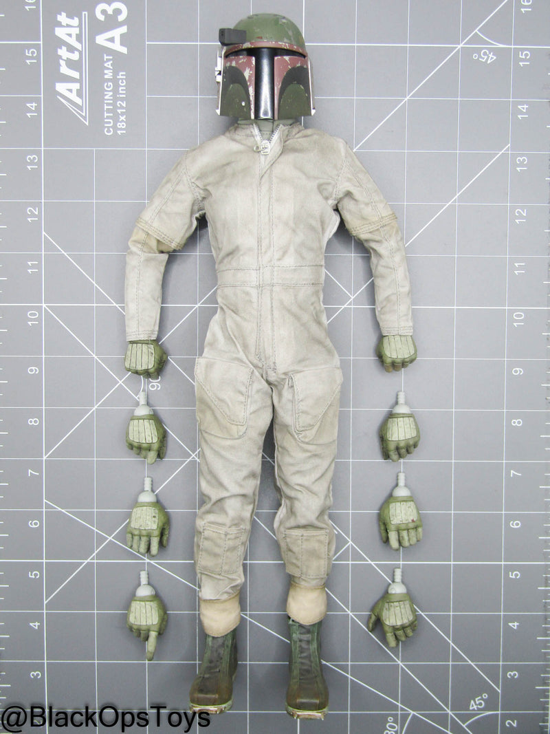 Load image into Gallery viewer, Star Wars - Boba Fett - Male Dressed Body w/Helmeted Headsculpt
