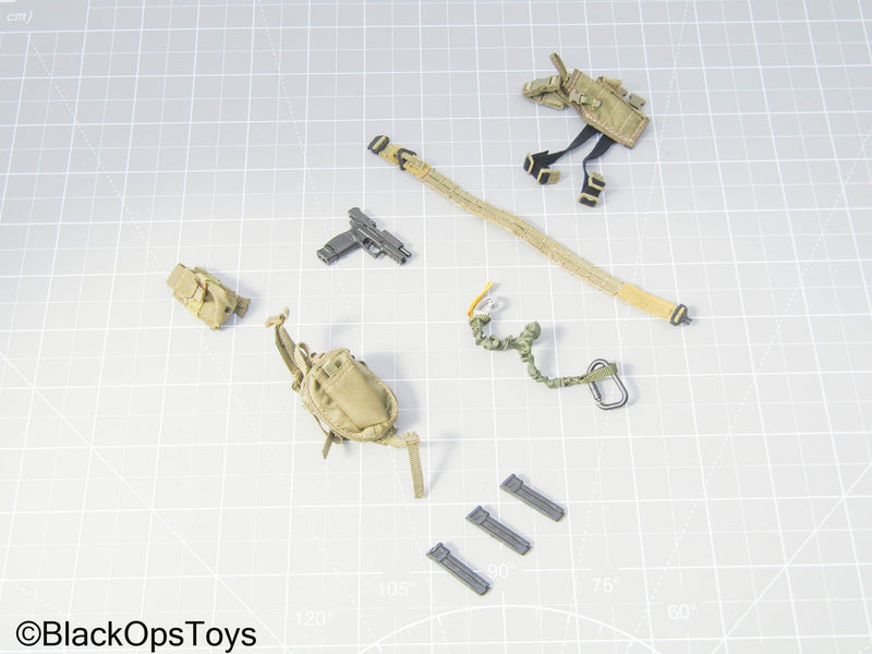 Load image into Gallery viewer, Task Force 141 - Battle Belt Set w/Pistol
