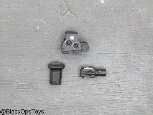 PMC - Weapon Specialist S - Holo Sight, Foregrip, & Tactical Light Set