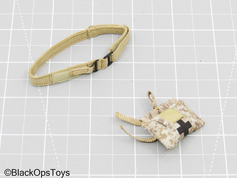 Load image into Gallery viewer, Medal Of Honor Warfighter - AOR1 Medical Pouch w/Tan Belt
