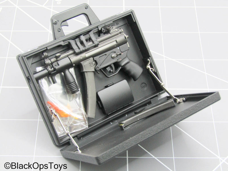 Load image into Gallery viewer, Black MP5 w/Attachment Set &amp; Weapon Case
