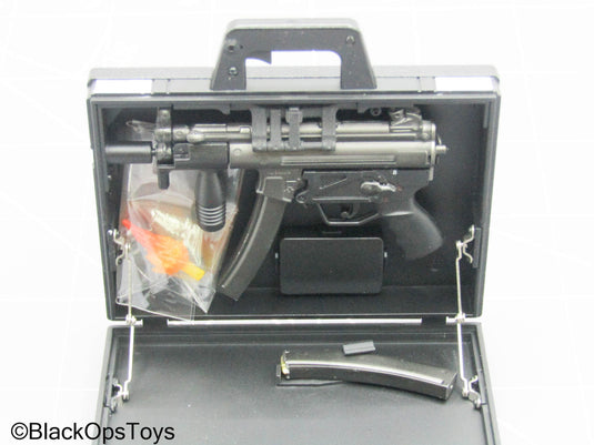 Black MP5 w/Attachment Set & Weapon Case