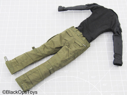 Black Quarter-Zip Pullover w/OD Green Pants (Easy & Simple)