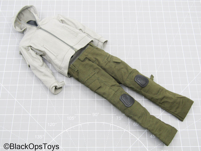 Load image into Gallery viewer, Grey Hooded Jacket w/OD Green Combat Pants (Easy &amp; Simple)

