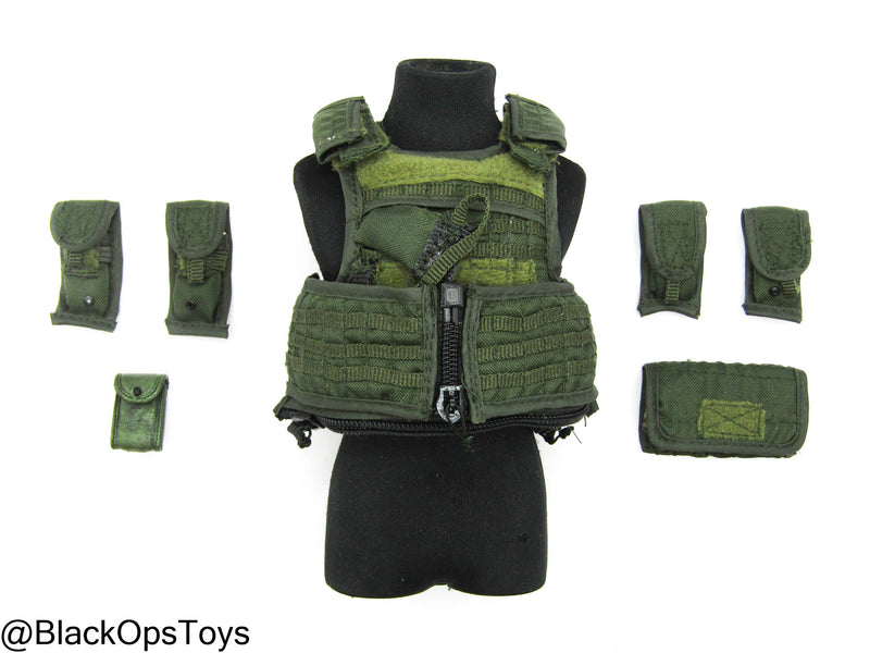 Load image into Gallery viewer, US SOCOM Army Ranger - OD Green MOLLE Plate Carrier w/Pouch Set
