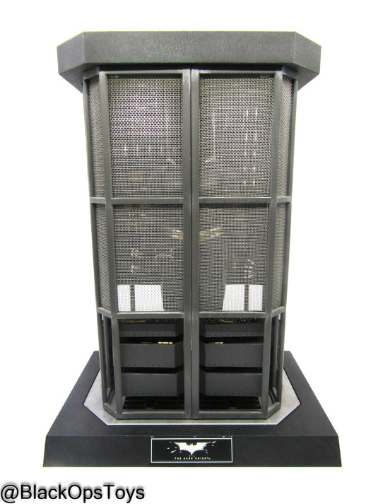 The Dark Knight - Light Up Batman Armory w/Armor & Accessories