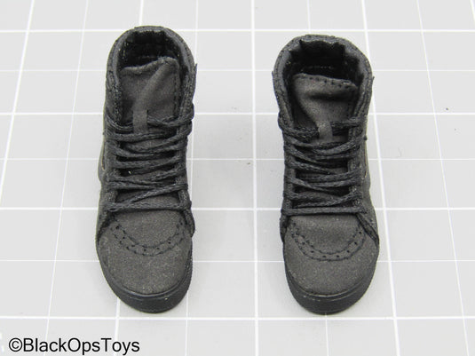 Black VANS Sk8-Hi Skate Shoes (Foot Type)