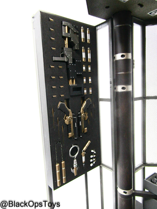 The Dark Knight - Light Up Batman Armory w/Armor & Accessories