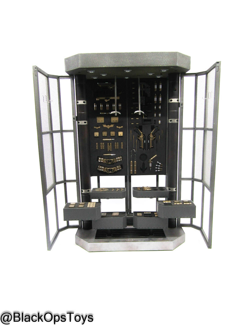 Load image into Gallery viewer, The Dark Knight - Light Up Batman Armory w/Accessories Type 1
