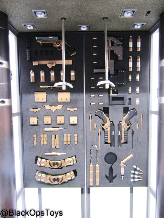 The Dark Knight - Light Up Batman Armory w/Accessories Type 1