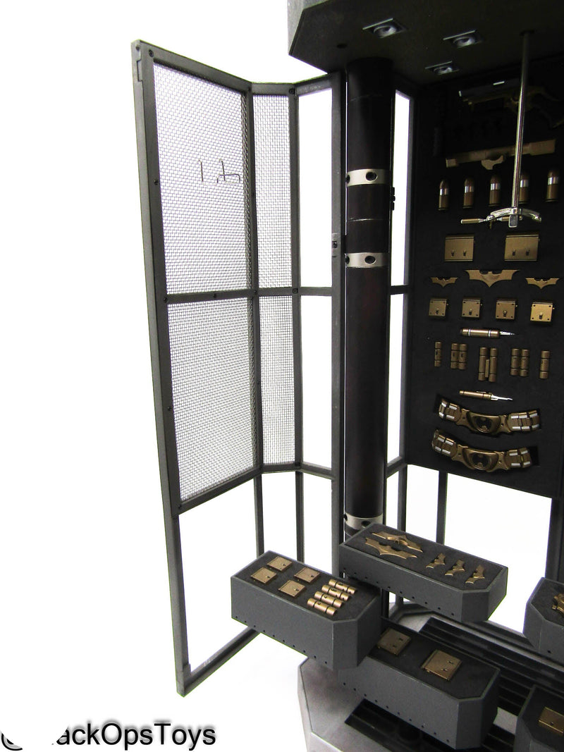Load image into Gallery viewer, The Dark Knight - Light Up Batman Armory w/Accessories Type 1
