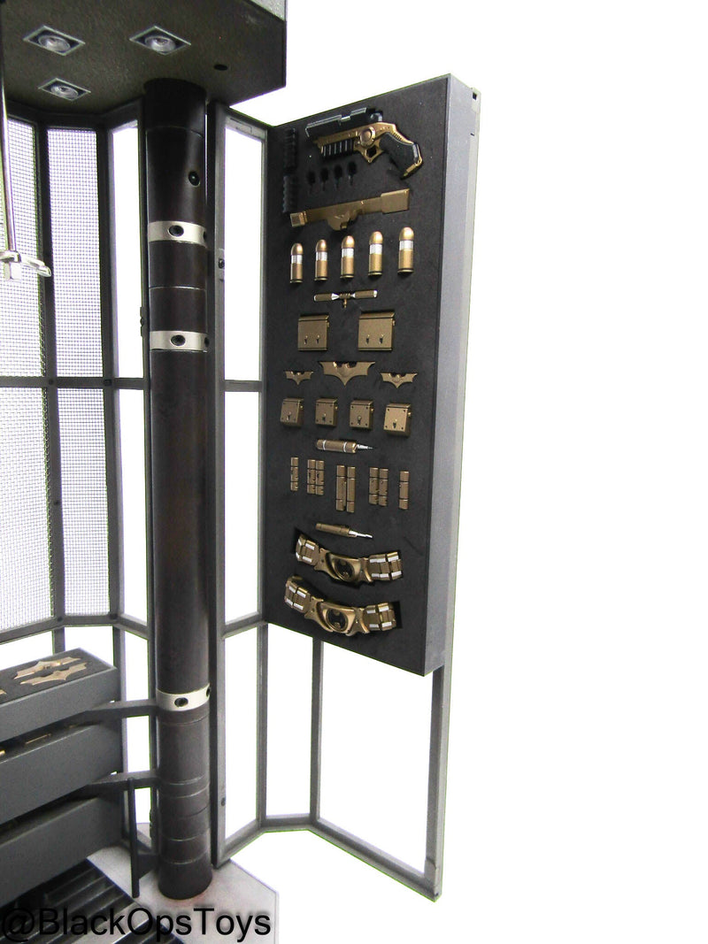 Load image into Gallery viewer, The Dark Knight - Light Up Batman Armory w/Accessories Type 1
