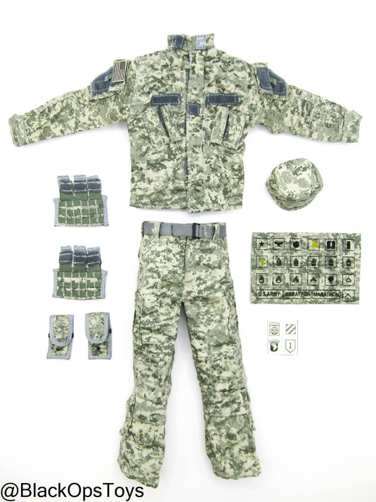 ACU Camo Uniform w/Patch & Pouch Set