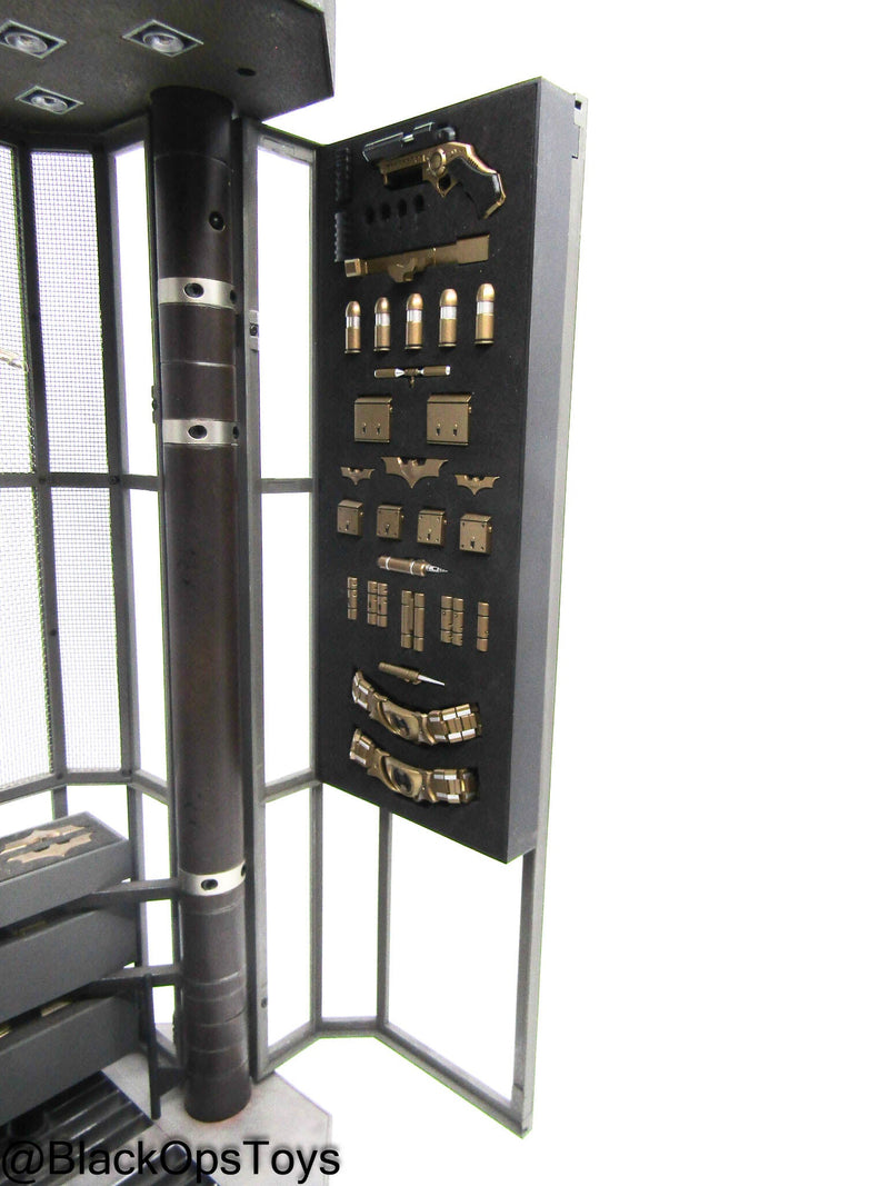 Load image into Gallery viewer, The Dark Knight - Light Up Batman Armory w/Accessories Type 2
