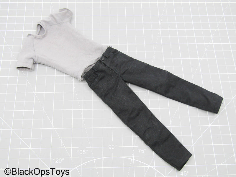 Load image into Gallery viewer, Grey T-Shirt &amp; Black Pants
