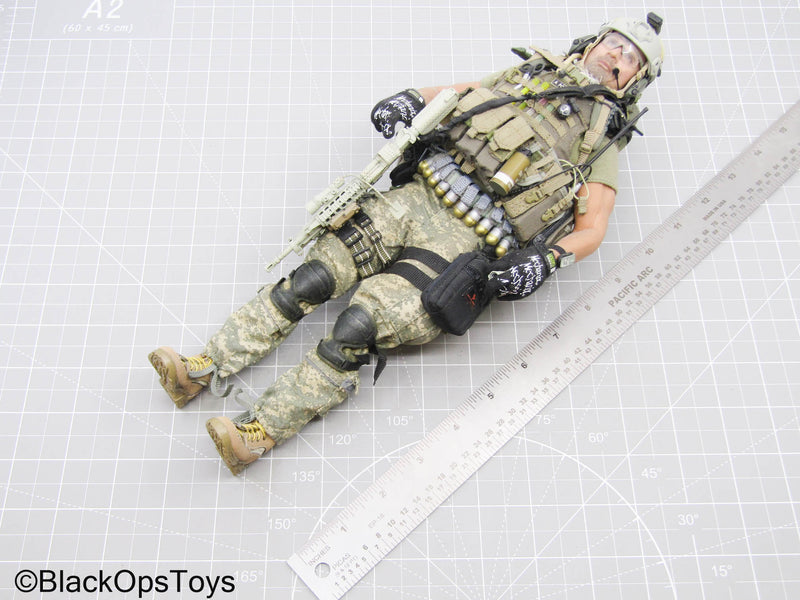 Load image into Gallery viewer, Male Full Dressed ACU Uniform w/MK 16 Rifle &amp; Accessories
