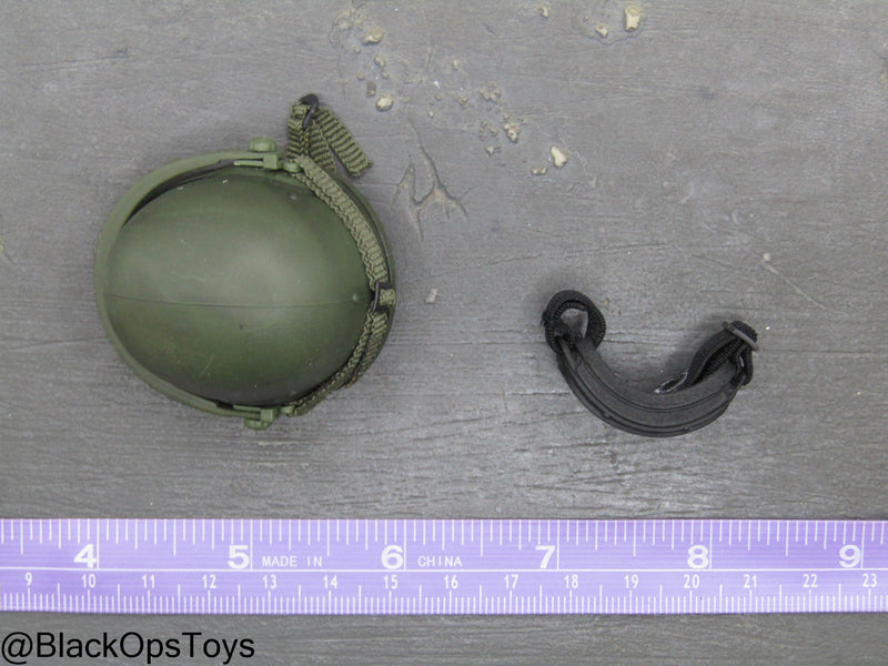 Load image into Gallery viewer, SWAT Team Sheriff Chuck - OD Green Helmet w/Goggles
