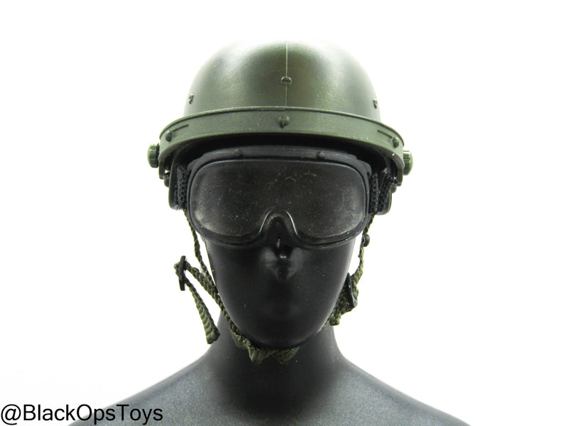 Load image into Gallery viewer, SWAT Team Sheriff Chuck - OD Green Helmet w/Goggles
