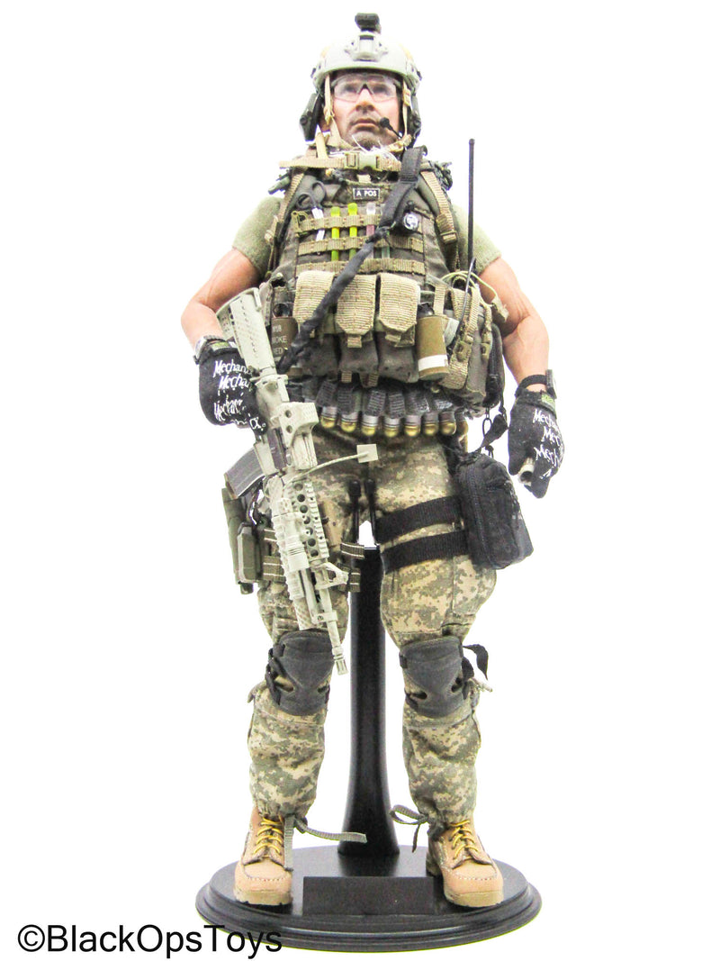 Load image into Gallery viewer, Male Full Dressed ACU Uniform w/MK 16 Rifle &amp; Accessories
