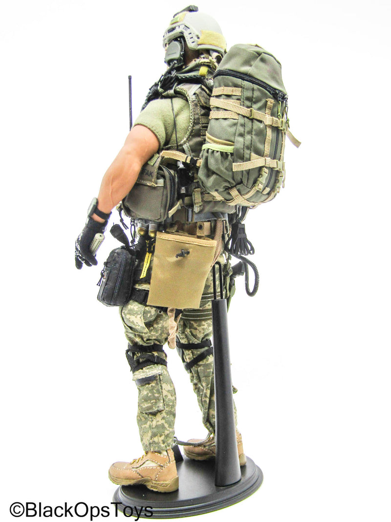 Load image into Gallery viewer, Male Full Dressed ACU Uniform w/MK 16 Rifle &amp; Accessories
