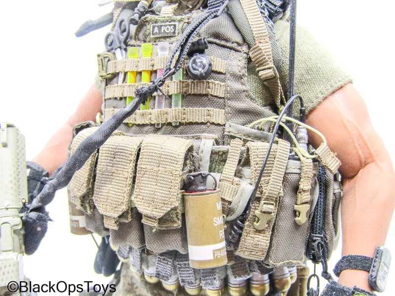 Load image into Gallery viewer, Male Full Dressed ACU Uniform w/MK 16 Rifle &amp; Accessories
