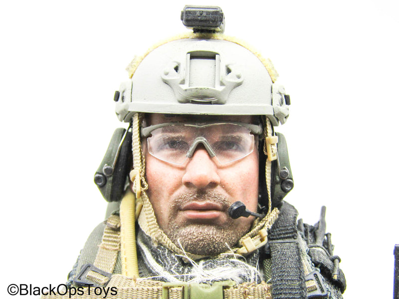 Load image into Gallery viewer, Male Full Dressed ACU Uniform w/MK 16 Rifle &amp; Accessories
