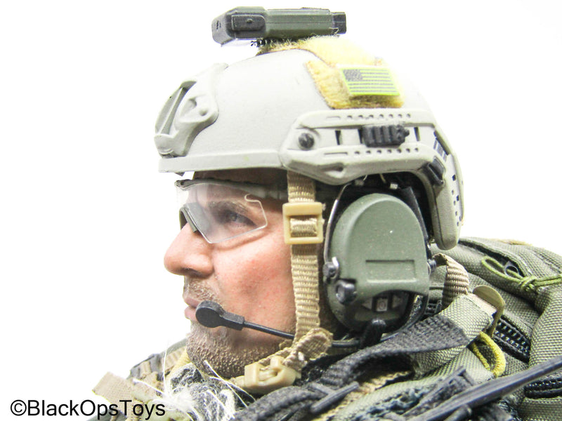 Load image into Gallery viewer, Male Full Dressed ACU Uniform w/MK 16 Rifle &amp; Accessories
