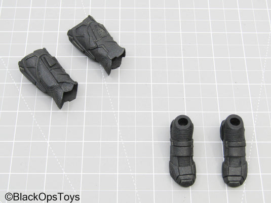 X-Men - Wolverine - Knee Armor & Boots (Peg Type) (Hot Toys)