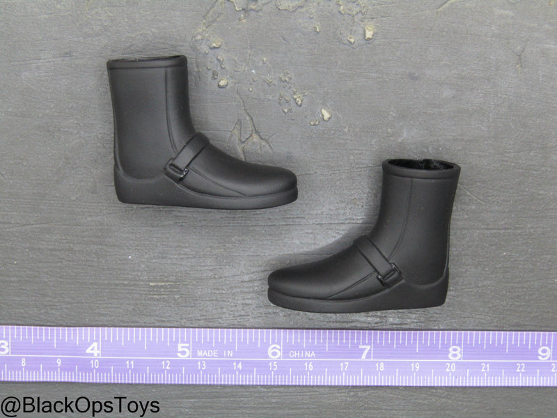 Load image into Gallery viewer, US Navy SEAL Stan - Black Diving Boots (Foot Type)
