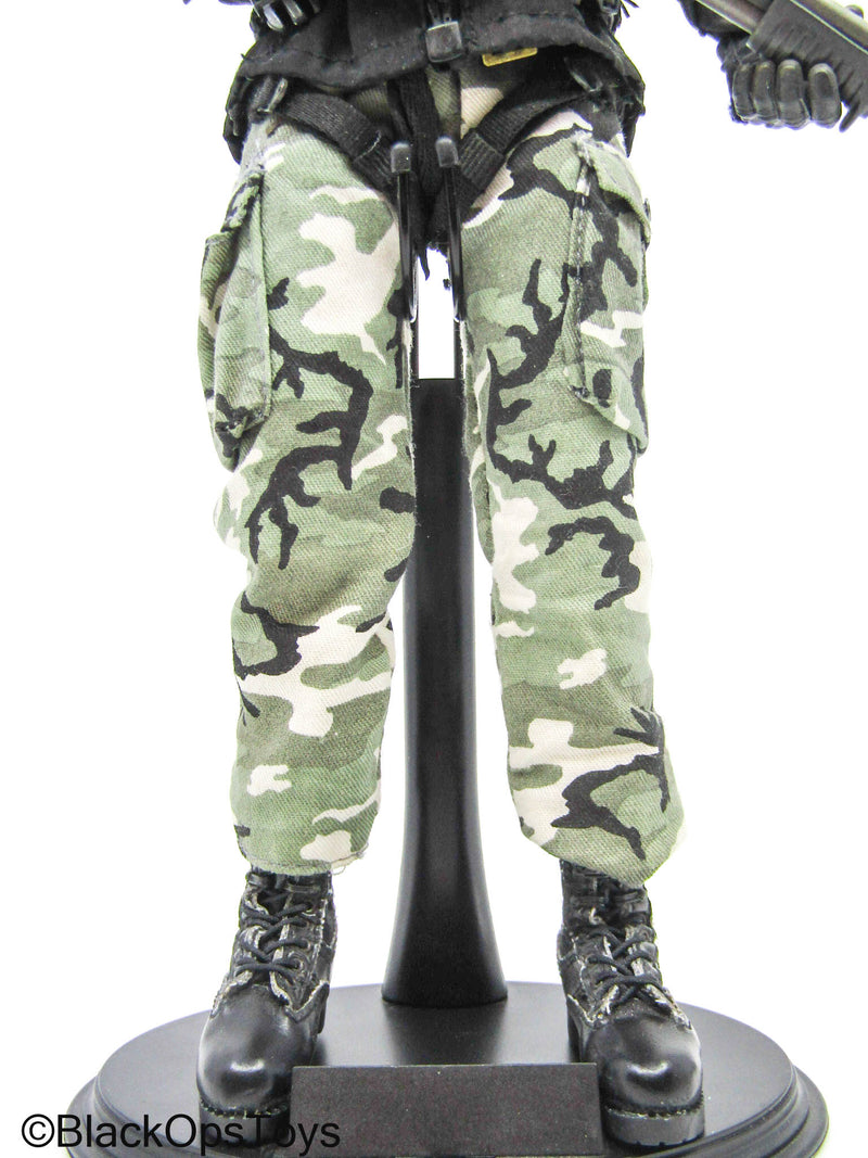 Load image into Gallery viewer, Male Full Dressed Woodland Camo Uniform w/Shotgun &amp; Accessories
