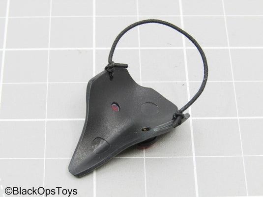 RE5 - Jill Valentine - Black Plague Doctor Mask (Hot Toys)