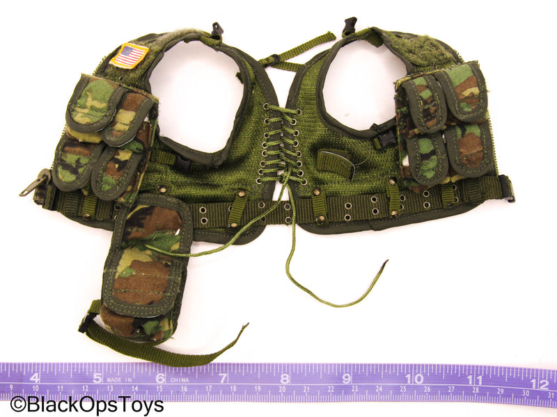 Load image into Gallery viewer, Woodland Camo Combat Vest w/Drop Leg Pouch
