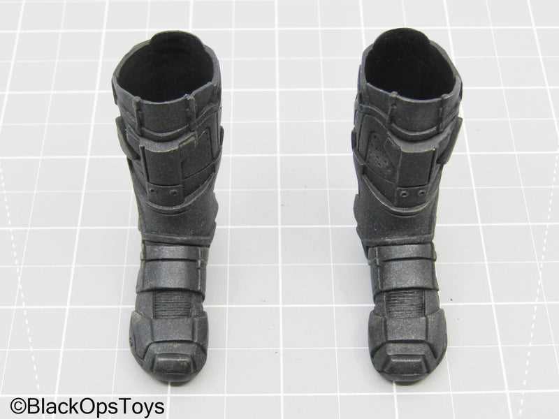Load image into Gallery viewer, X-Men - Wolverine - Knee Armor &amp; Boots (Peg Type) (Hot Toys)
